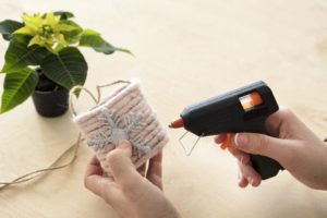 Lag kule, hengende blomsterpotter til jul!